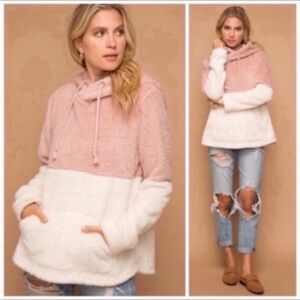 🆕Fuzzy soft fluffy hoodie